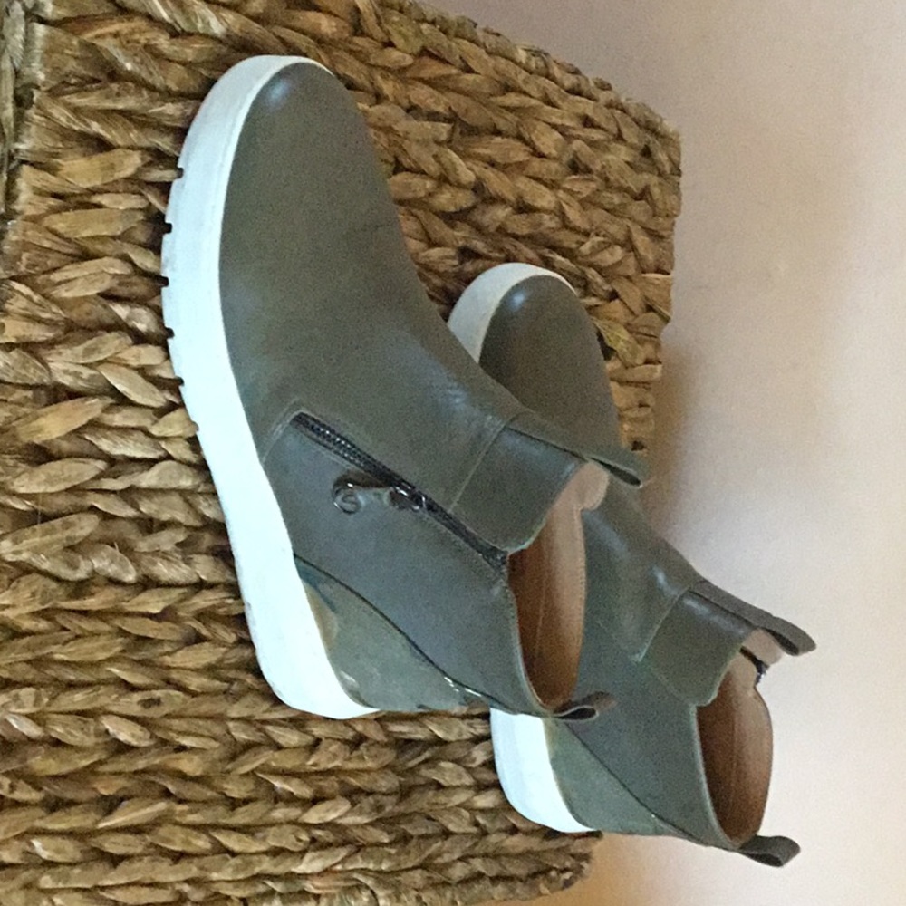 Vionic ankle boot.